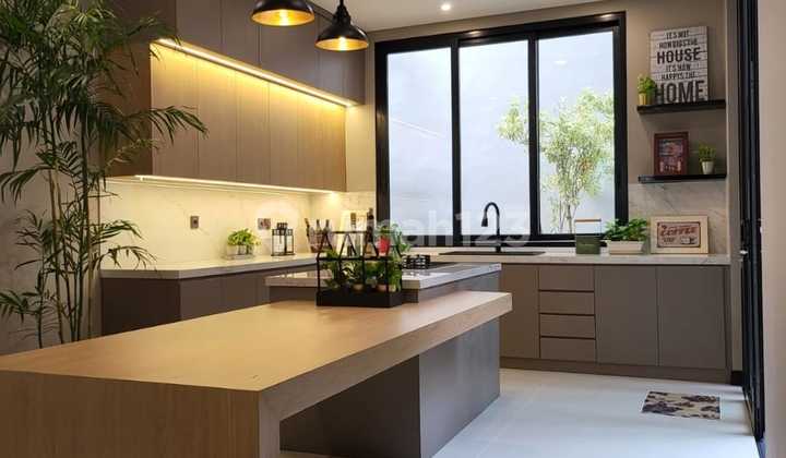 Dijual Rumah Di Versailes Bsd City Siap Huni Dijual Rumah Di Versailes Bsd City Siap Huni