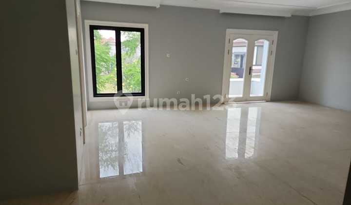 For Sale House In Beverly Golf Estate Lippo Karawaci 2