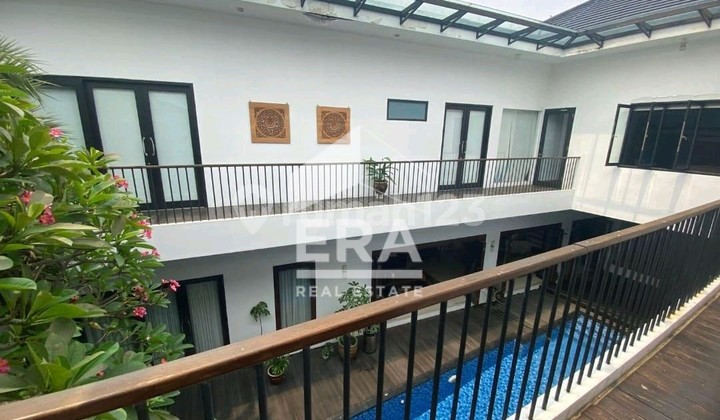 Rumah Mewah di Kemang Jakarta Selatan Siap Huni