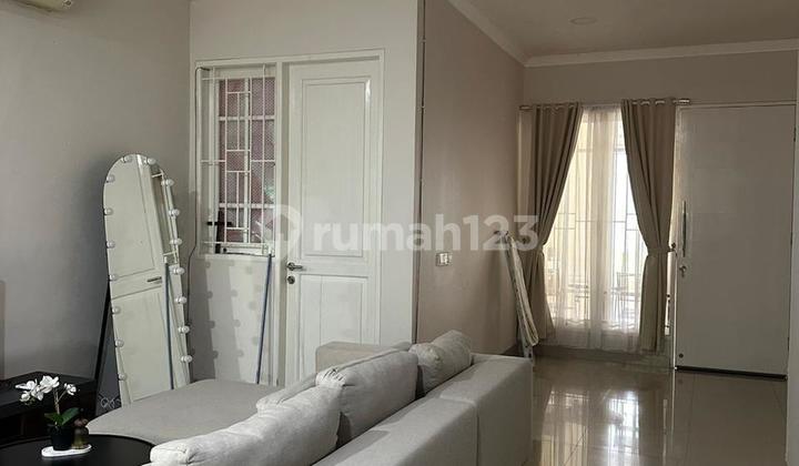 Rumah 2 Lantai, Lingkungan Asri, Siap Huni, di The Green BSD