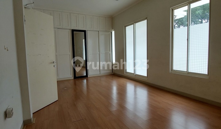 Rumah Bagus, Lingkungan Asri, Siap Huni, di Cluster Maxwell Gading Serpong 2