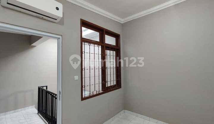 Dijual Rumah Sutera Flamboyan Alam Sutera Tangerang