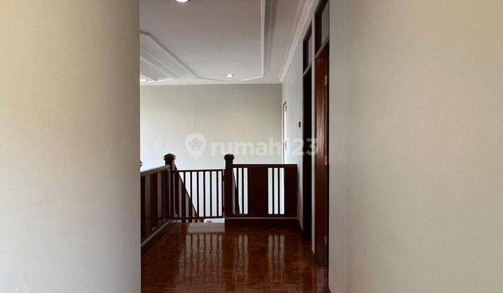 Dijual Rumah Siap Huni, di Taman Himalaya Lippo Karawaci 2