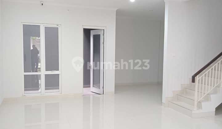 ruang keluarga dijual rumah di pasadena grand