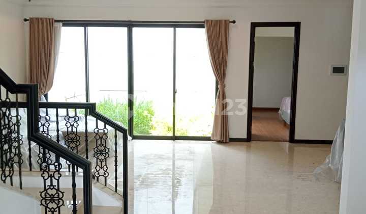 Dijual Rumah di Jadeite De Park BSD City