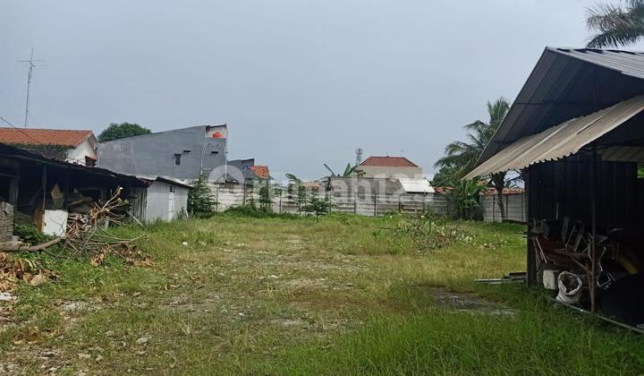 Land for Sale, Strategic Location, on Hasyim Ashari Street, Tangerang