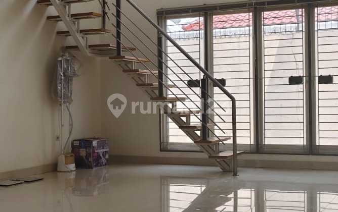 Dijual Rumah di Cluster Sutera Narada Alam Sutera Siap Huni 2