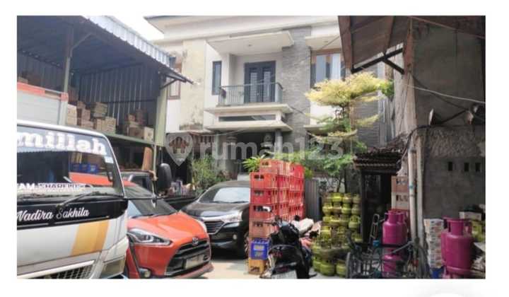 Dijual Rumah dan Toko, Lokasi Sterategis, di Cipulir, Kebayoran Lama, Jakarta Selatan