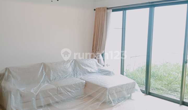 Dijual Rumah di Jadeite De Park BSD City 2