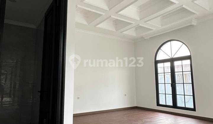 FOR SALE BRAND NEW AMERICAN CLASSIC THE GREEN, BSD 2