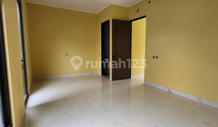 Dijual Rumah Bagus, Lingkungan Asri, Siap Huni, di Serenade Lake Gading Serpong 2
