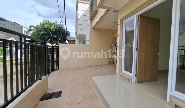 Dijual Cepat! Rumah Hoek Brand New Sektor.7 Gading Serpong Tangerangg.