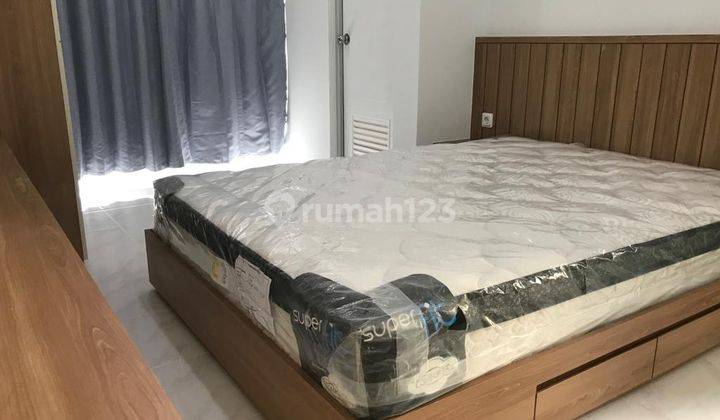 DIJUAL RUMAH FURNISHED SIAP HUNI MALIBU VILLAGE GADING SERPONG 1