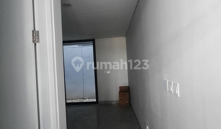 Murah! Dijual Cepat Rumah Aether Greenwich, Bsd 2