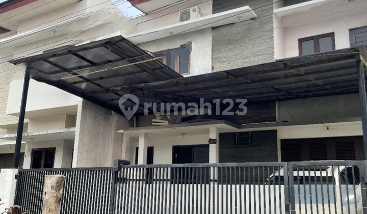 Dijual Cepat Rumah 2 Lt Sunrise Garden Jakarta Barat