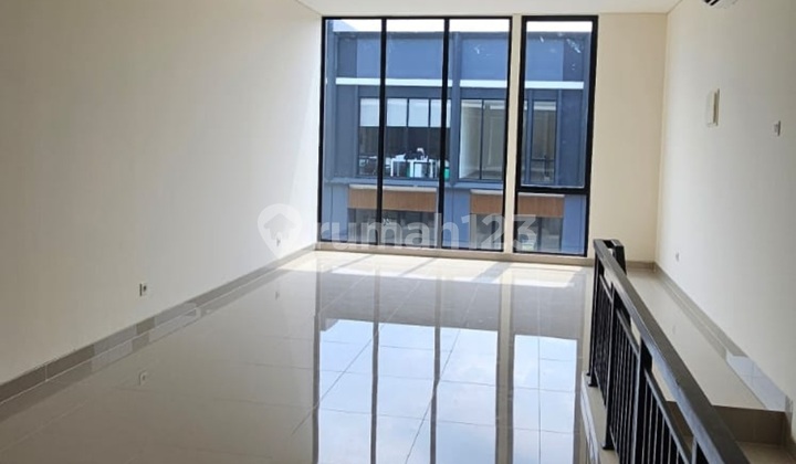 For Rent Fast Shop House Hampton Manhattan District Gading Serpong For Rent Fast Shop House Hampton Manhattan District Gading Serpong