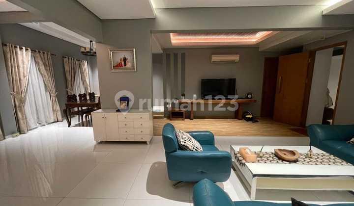 Cheap! Luxurious Ready-to-Live House Heliconia De Park Bsd Tangerang 2