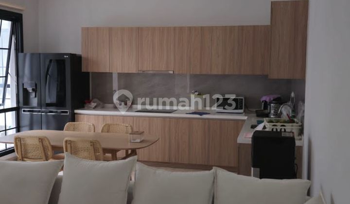 For Sale 3-Story Luxury House in Winona Cluster, Alam Sutera