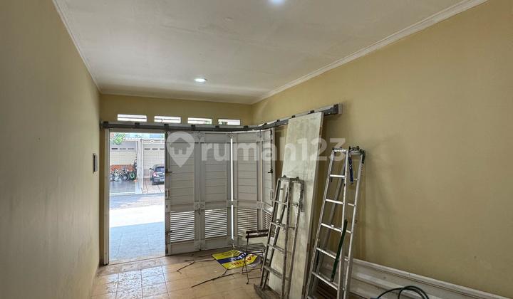 garasi/carport rumah rapi cluster darwin gading