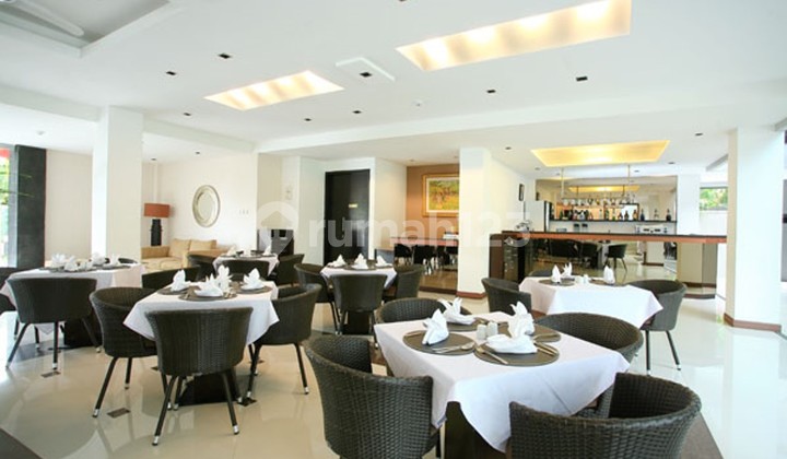 Modern And Beautifully Crafted Suite Living Concept Apartment In Canggu 9