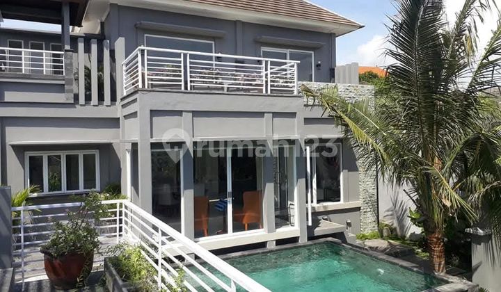 Freehold Luxury 4-Bedroom Villa For Sale Near Melasti Beach, Kutuh - Bali