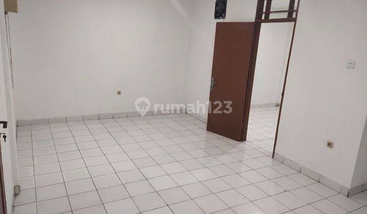 Jual rumah di taman palem lestari 2