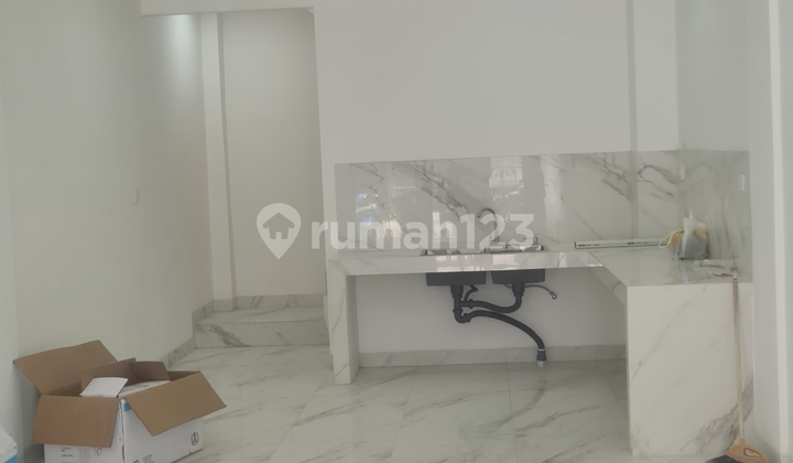 For Sale. House in Taman Palem Lestari, West Jakarta.