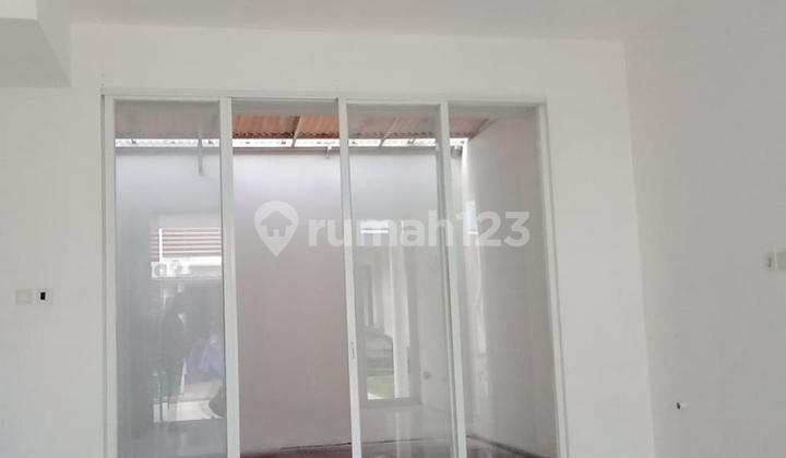 Jual Rumah di Citra Garden 8 Jakarta Barat 2