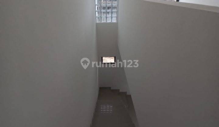 RUMAH MEWAH 7 MENIT STASIUN DAN TOL AKSES STRATEGIS 10
