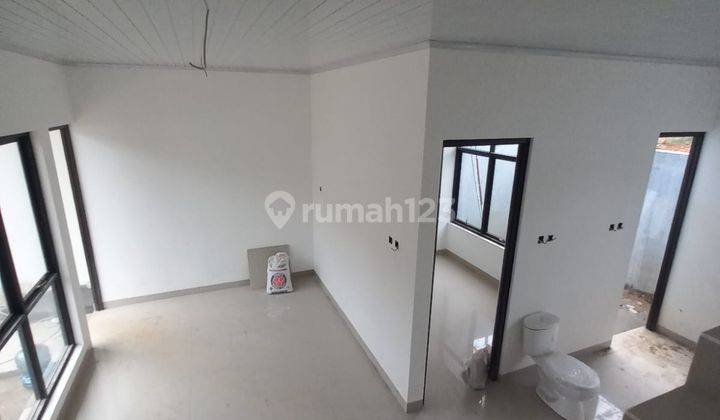 RUMAH MEWAH 7 MENIT STASIUN DAN TOL AKSES STRATEGIS 8