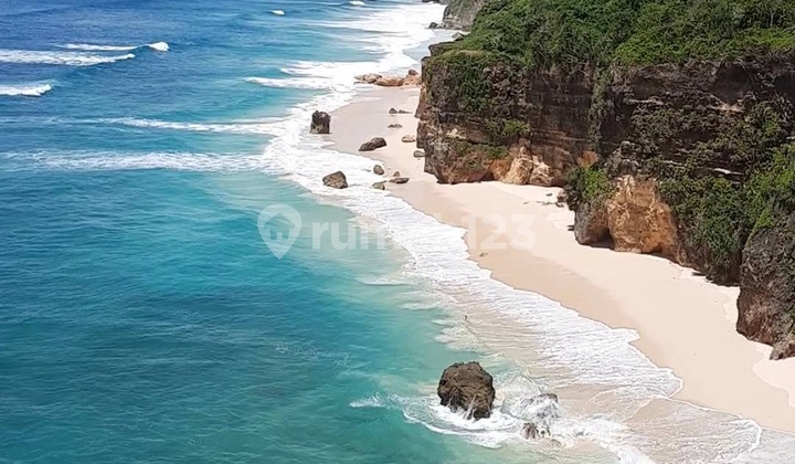 Dijual Tanah Strategis 14 Ha Beachfront Kodibangedo Sumba