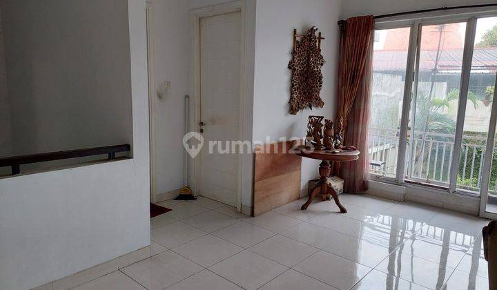 Rumah Cantik, Rumah Terawat Dan Lokasi Strategis Di Wilayah Bintaro Sektor 9  2