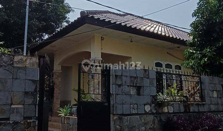 Rumah Hook Lokasi Strategis di Eternit Pondok Jaya Bintaro