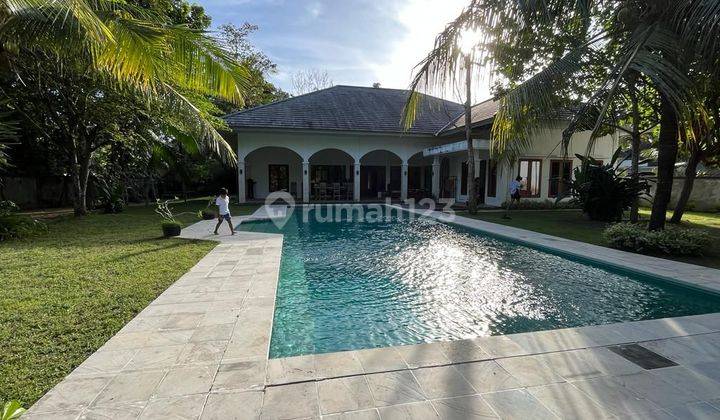 Dijual Villa Mewah Private Pool di Desa Kuta Lombok Tengah  2