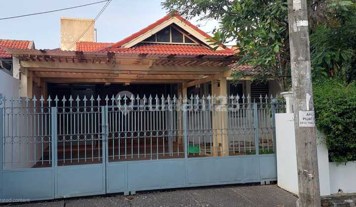 Rumah Murah Akses Strategis dekat MRT Lebak Bulus 