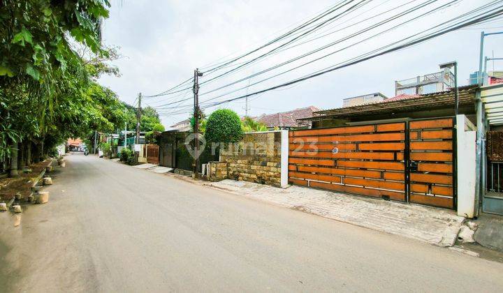 Rumah Bagus Pinggir Jalan Meruya Selatan Kembangan  1