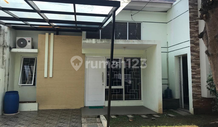 Nice Ready-to-Live House in Tatakan Serang with 2 BR 2 Bath Certificate SHM Nice Ready-to-Live House in Tatakan Serang with 2 BR 2 Bath Certificate SHM