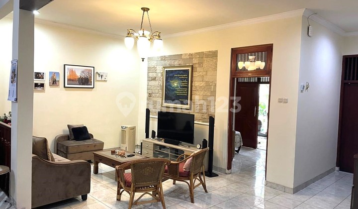 Jual Cepat Bu Rumah Luas di Bukit Indah Serua 2