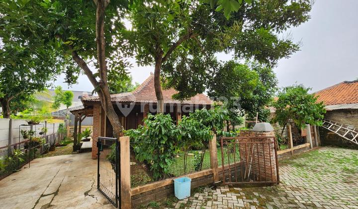 Joglo House in Bintaro Near KRL Station 2