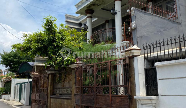 Rumah Modern Mewah Hadap Jalan Pondok Pinang Jaksel 
