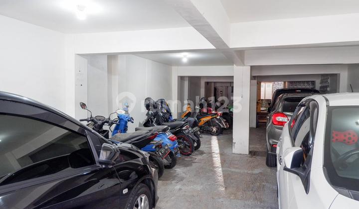 Selling Kost-Kostan in Kebayoran Baru Near Station and MRT 2