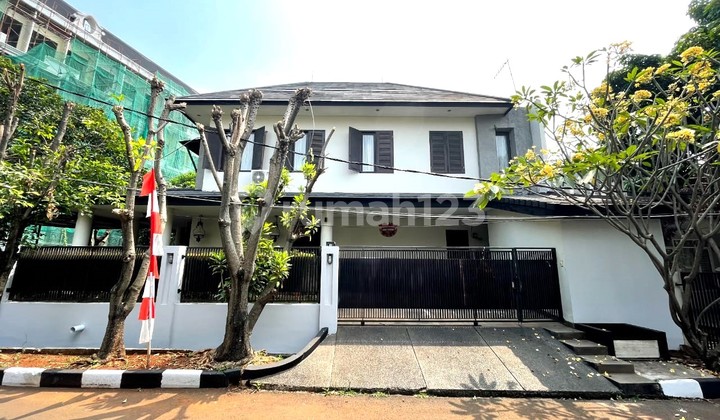 Rumah Sale 2 Lantai Luas di Lebak Bulus @Jaksel 