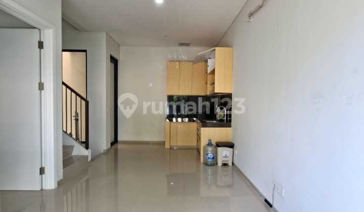Rumah U Ville Bintaro Dekat Stasiun Jurang Mangu 2