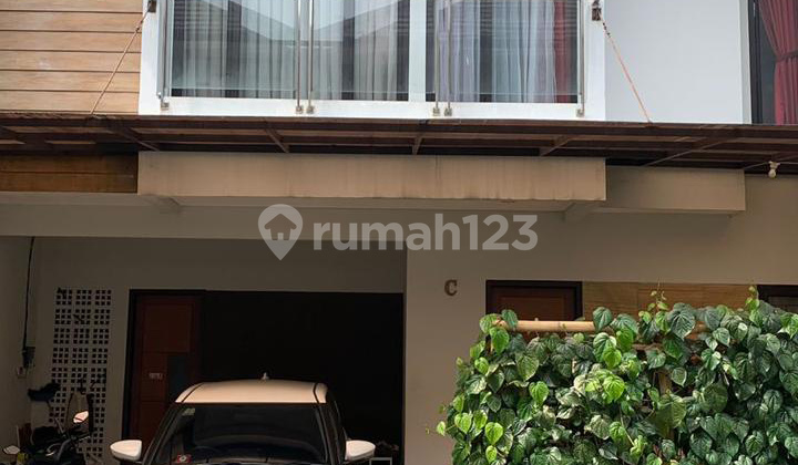 Ready-to-Occupy House with Comfortable and Lush Living in @Kramat Jati, East Jakarta.