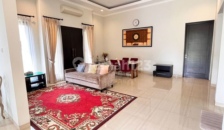 Rumah Siap Huni dengan Hunian Nyaman dan Asri di Ciputat