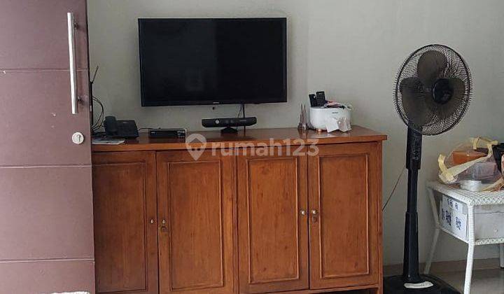 Rumah Cantik 2 Lantai Kondisi Siap Huni Dan Premium di Graha Raya 2