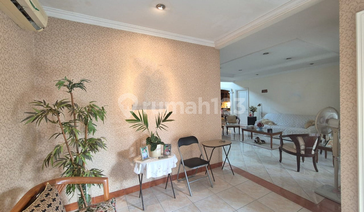 Semi Furnished Modern House in Menteng Bintaro Sector 7 2