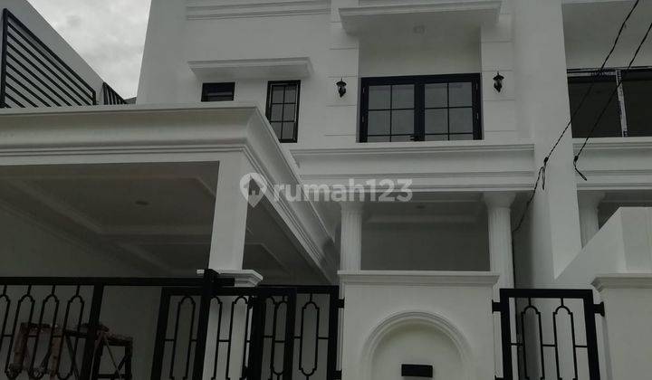 Rumah Baru Siap Huni Dengan Desain Dan Layout Mewah Dan Strategis 1