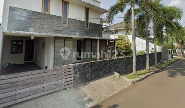 Modern Spacious House Near Toll @Bintaro Sector 9