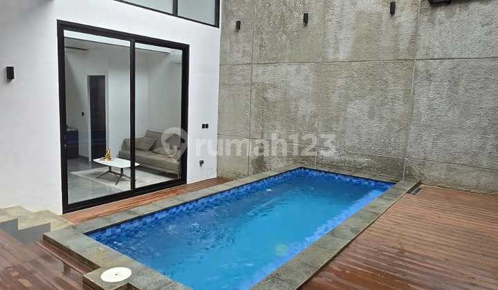 Rumah Baru Industrial dengan Pool di Poncol dekat Kampus UIN 2